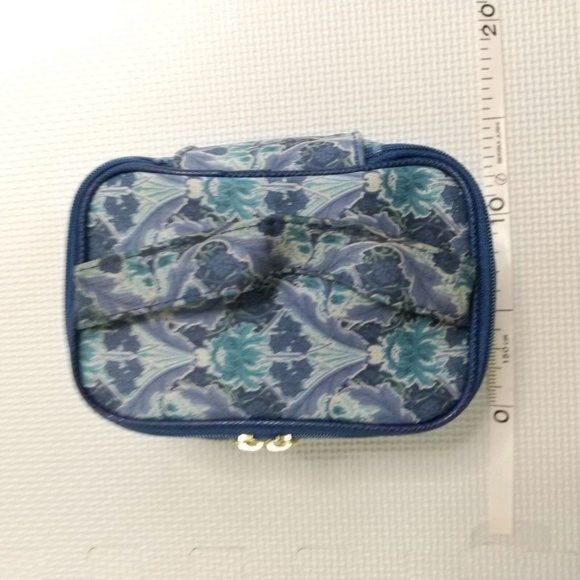 Mikimoto Cosmetic Pouch💥PRICE DROP💥 - Picture 3 of 6